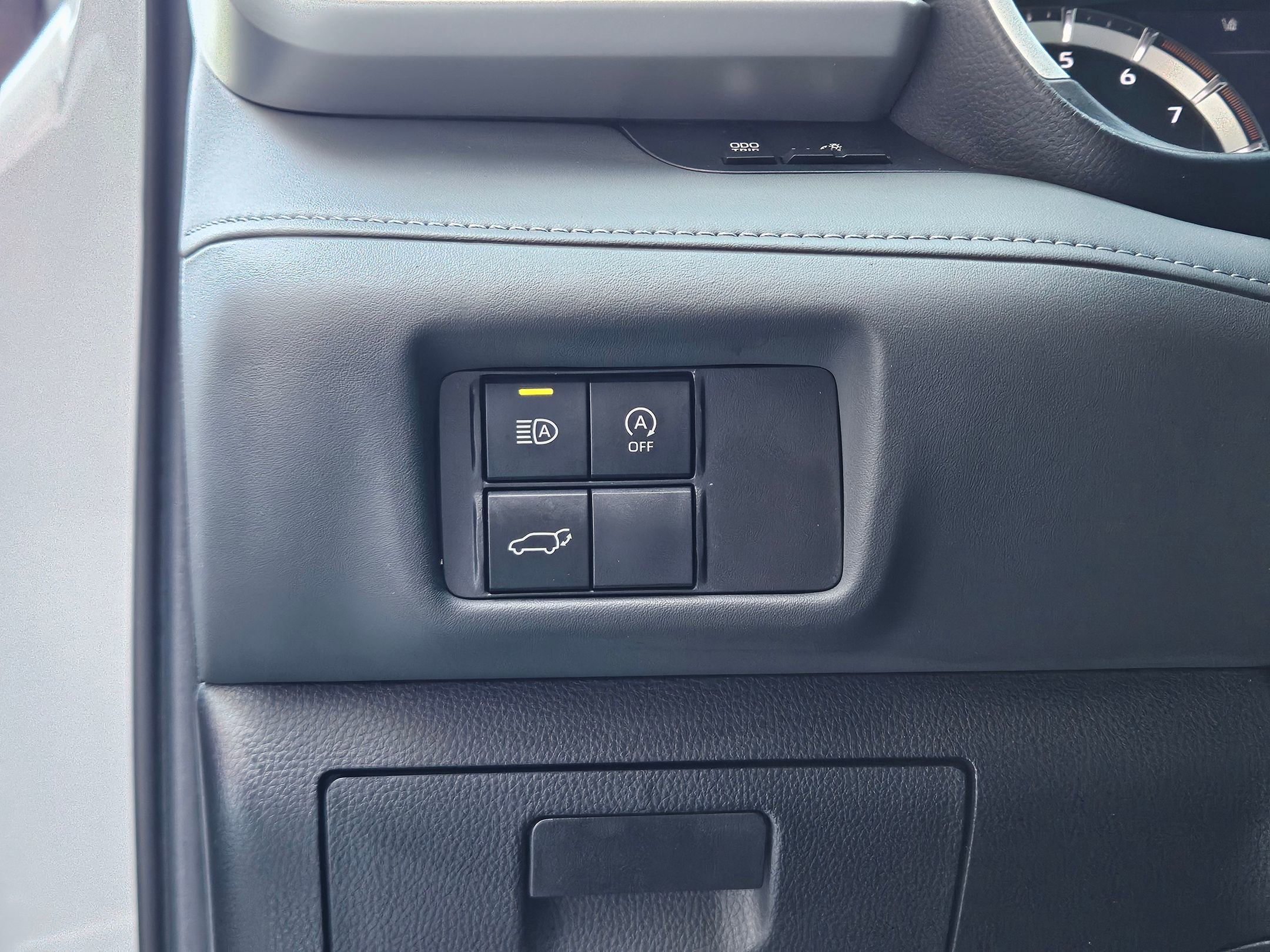 2024 Toyota Highlander XLE photo 19