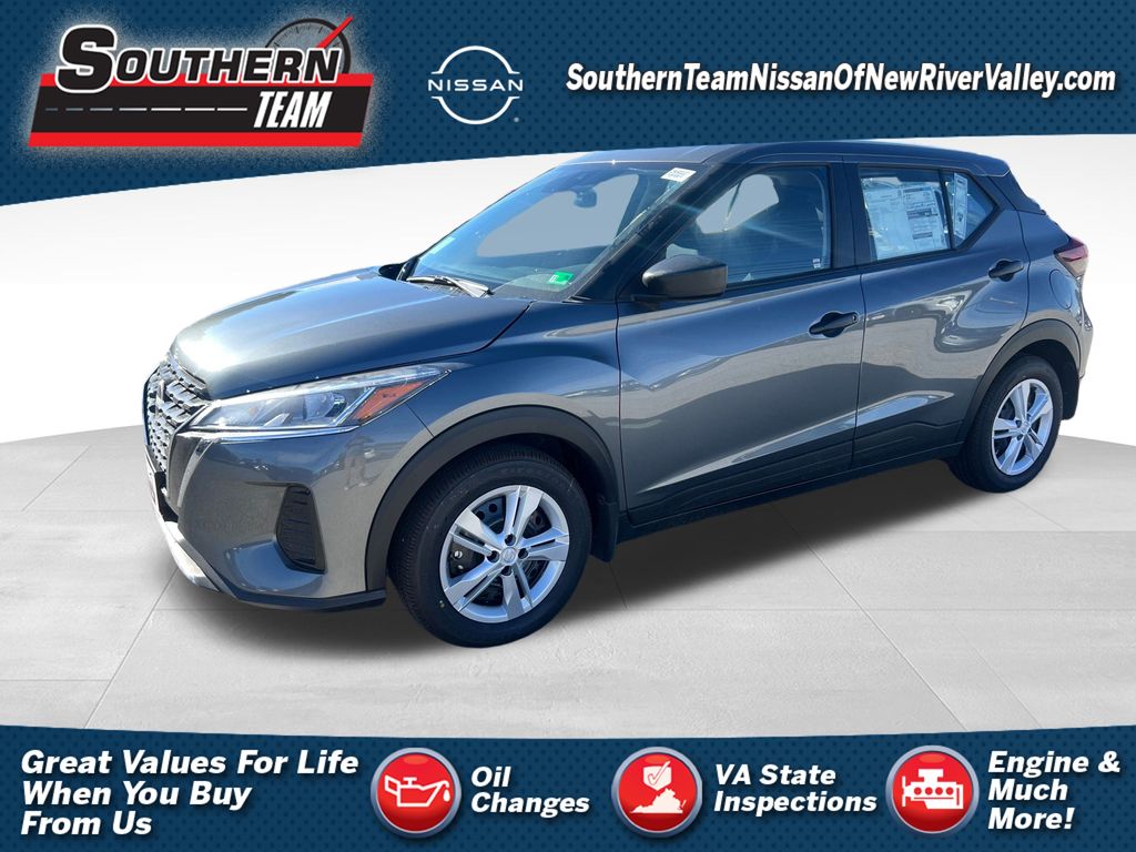 2025 Nissan KICKS PLAY Base