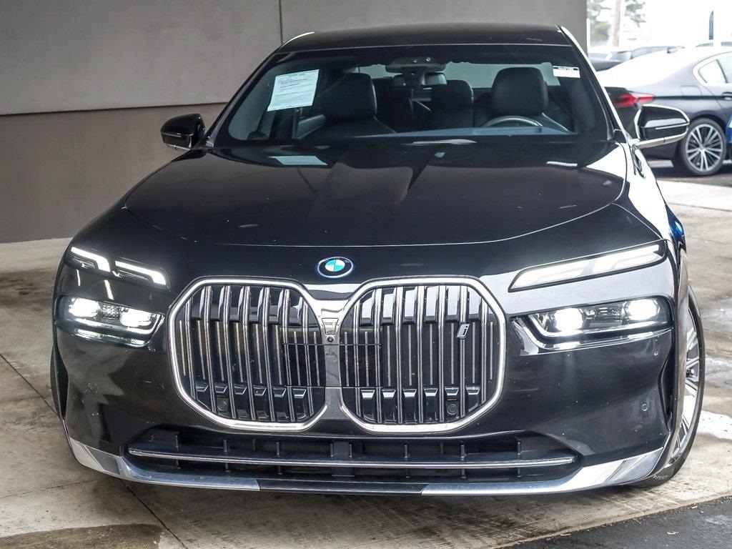 2023 BMW I7 - Image 3