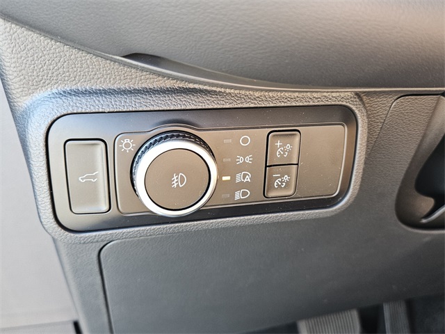 2025 Ford Explorer ST-Line photo 24
