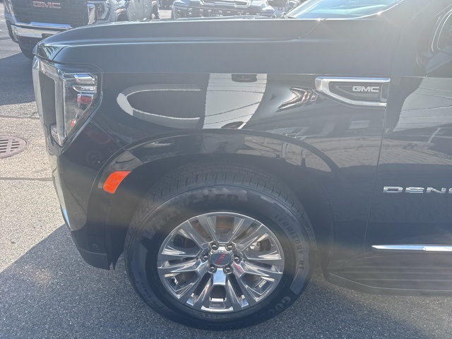 2023 Gmc Yukon XL Denali photo 3
