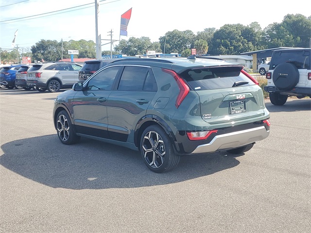 2025 Kia Niro EX Touring photo 3