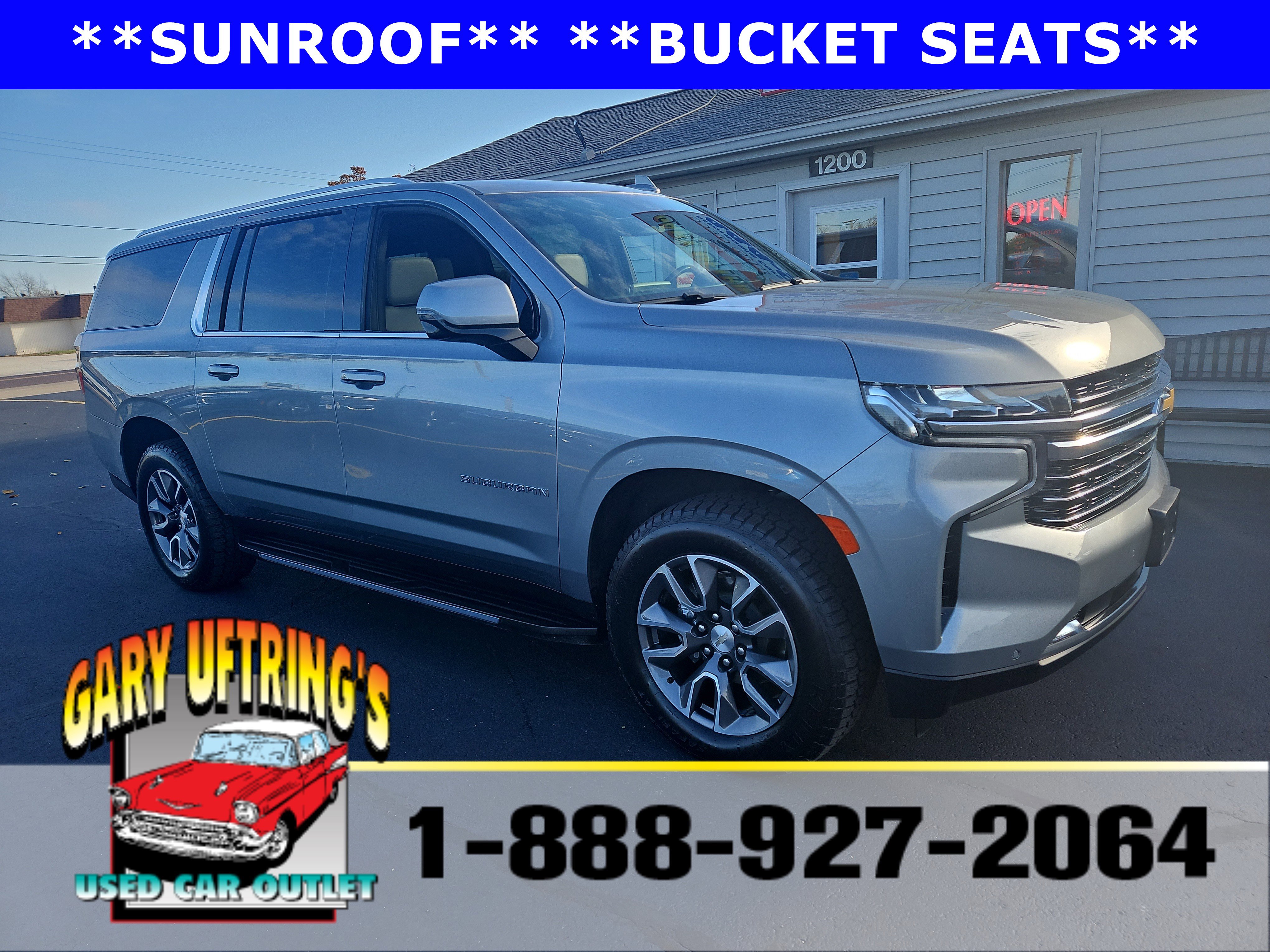 2023 Chevrolet Suburban LT's photo