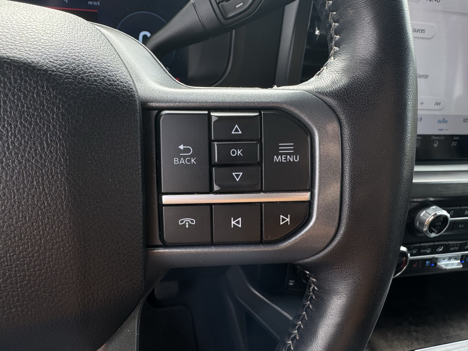 2024 Ford F-350 photo 17