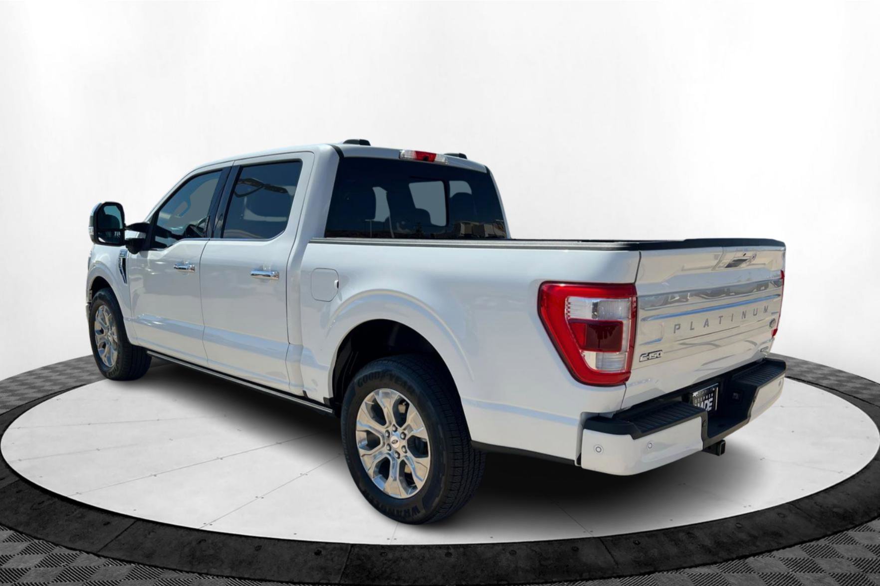 2021 Ford F-150 Platinum photo 3