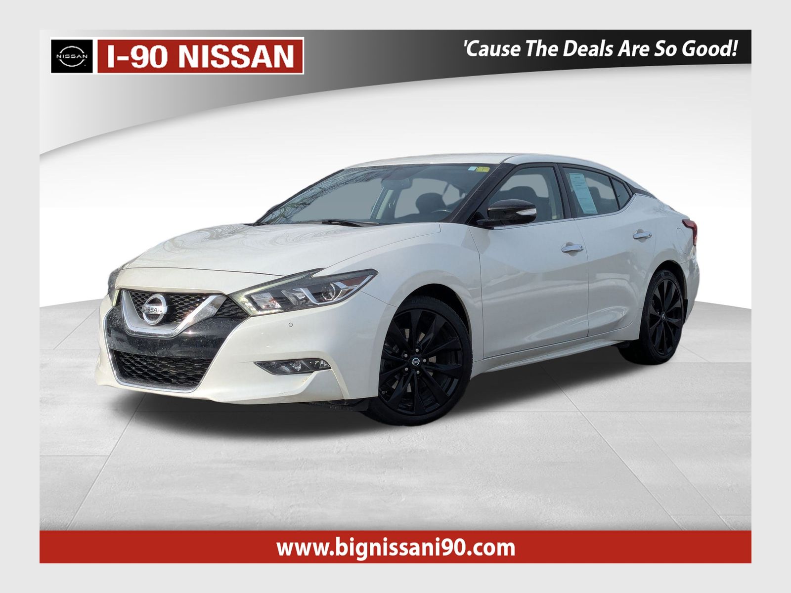 2016 Nissan Maxima SR's photo