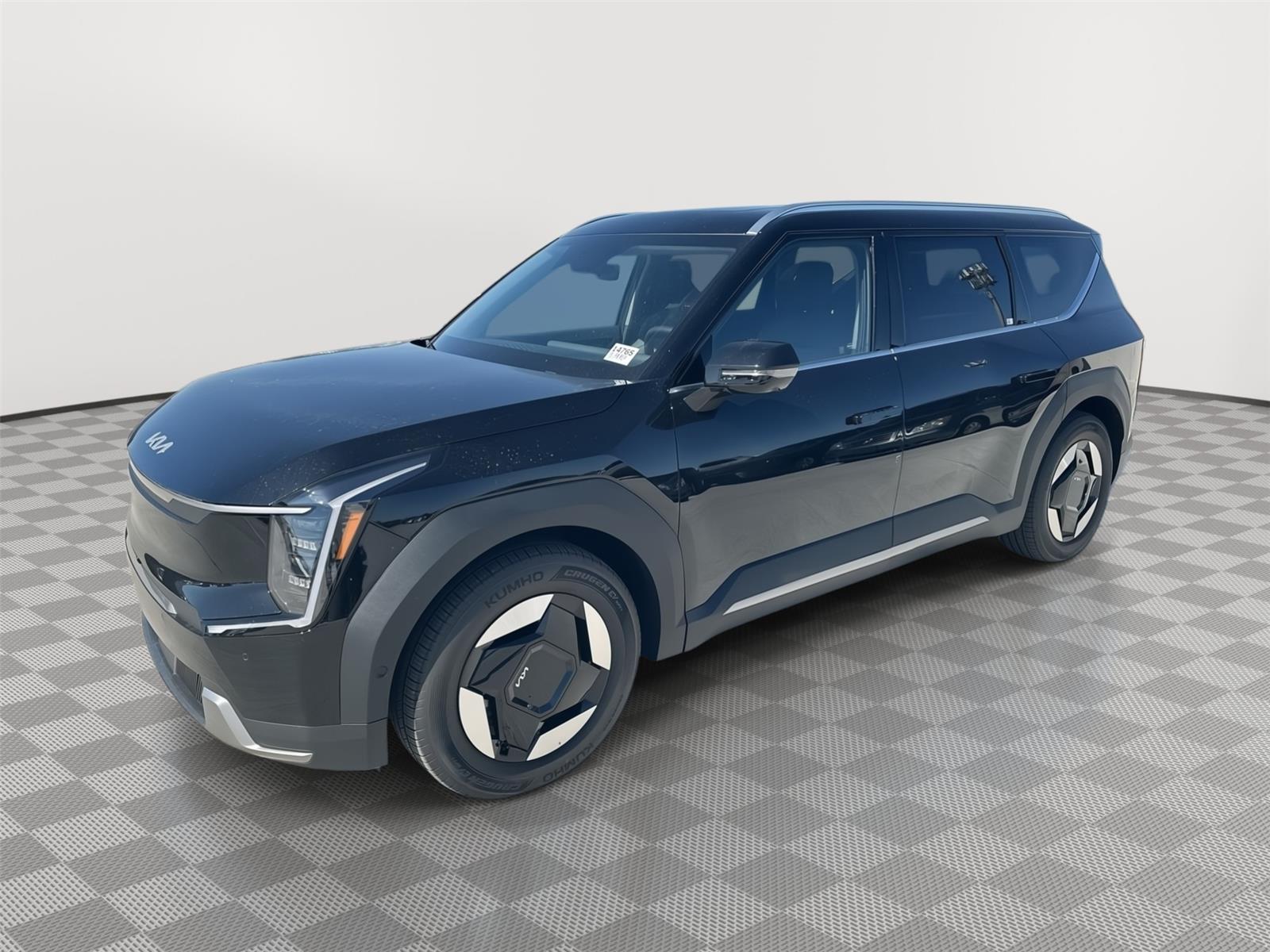 2026 Kia EV9 Wind's photo
