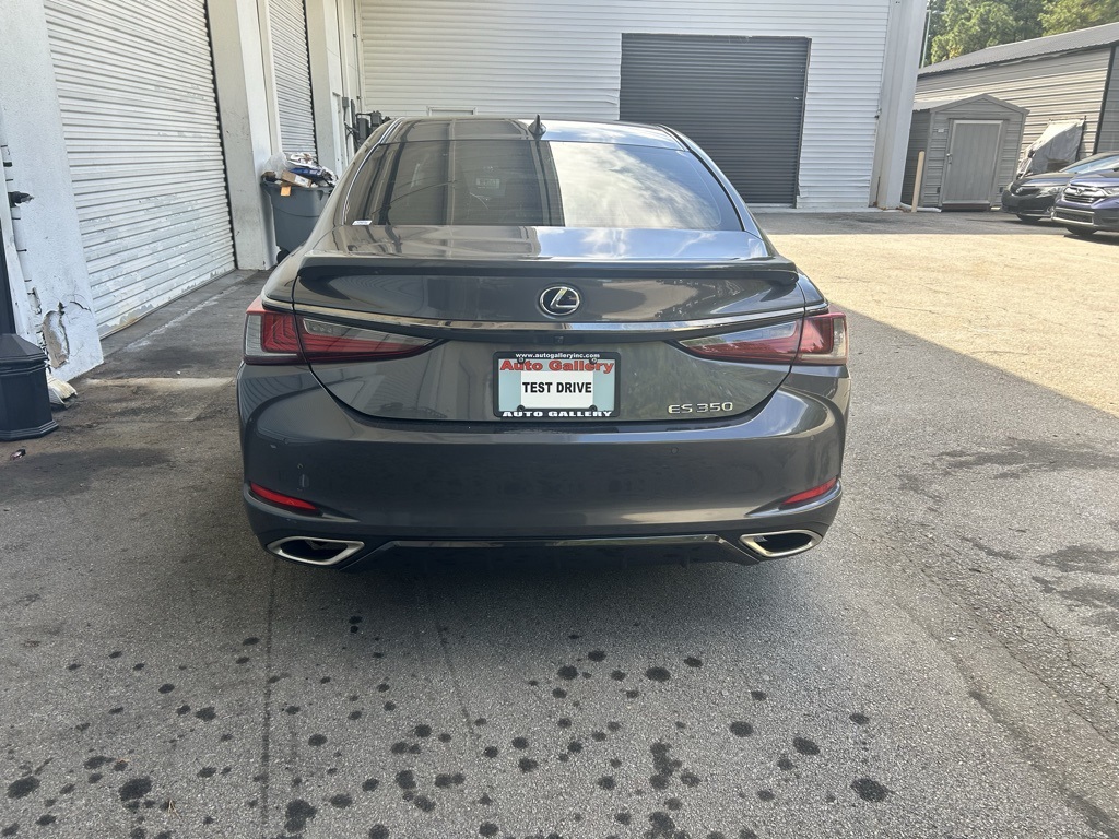 2022 Lexus ES 350 F SPORT photo 3