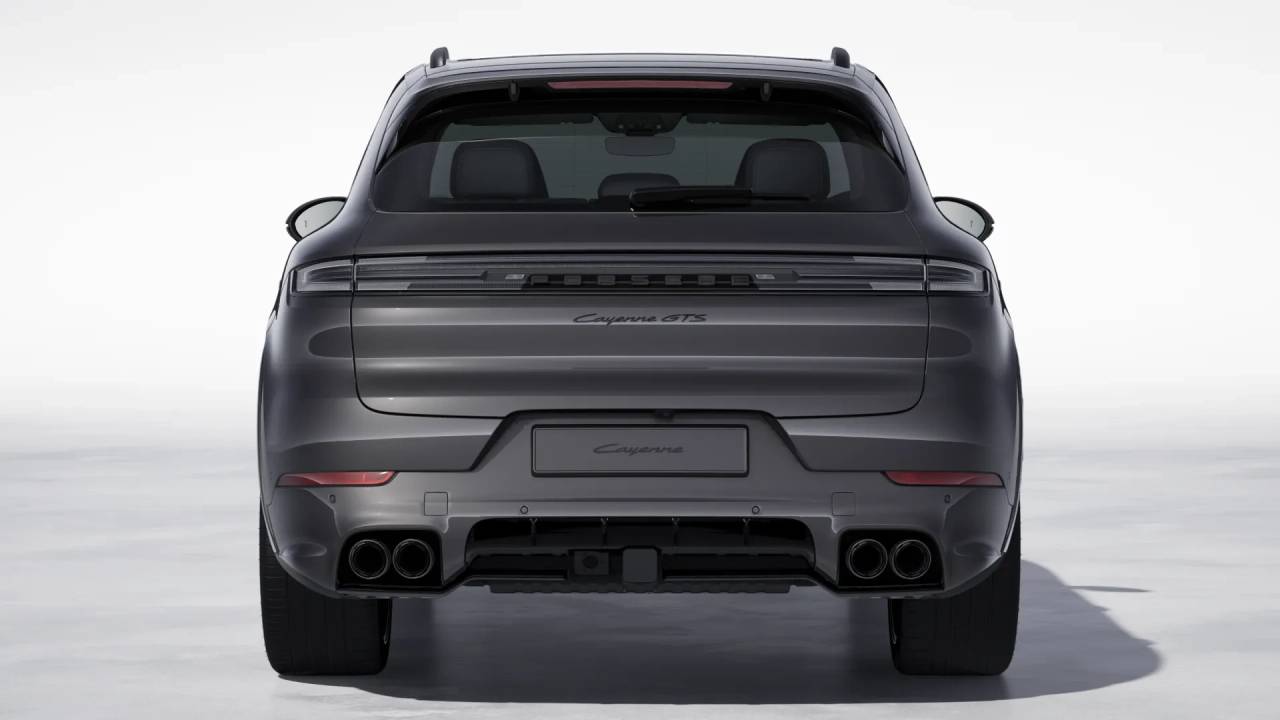 2026 Porsche Cayenne GTS photo 8