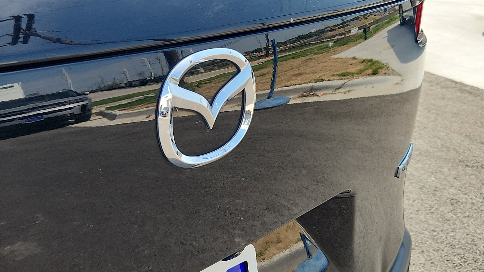 2024 Mazda CX-50 2.5 S Preferred photo 10
