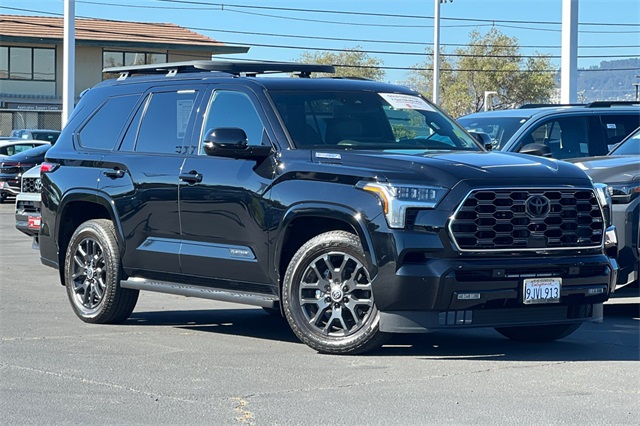 2024 Toyota Sequoia Platinum photo 2