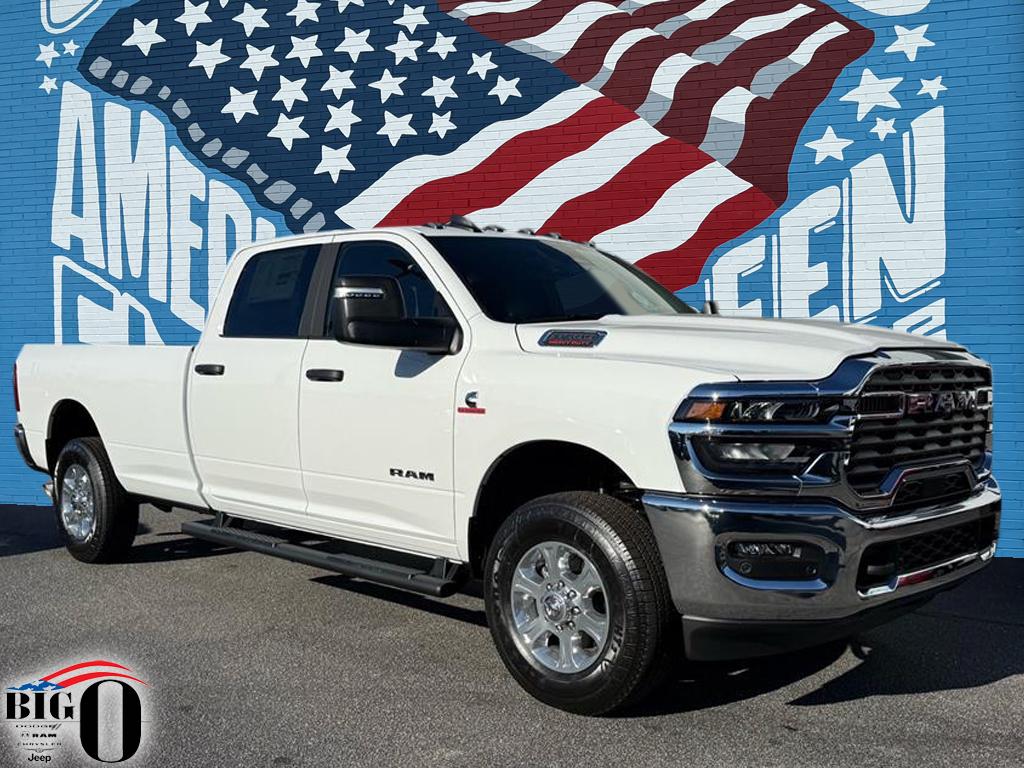 2026 RAM Ram 3500 Pickup Big Horn's photo