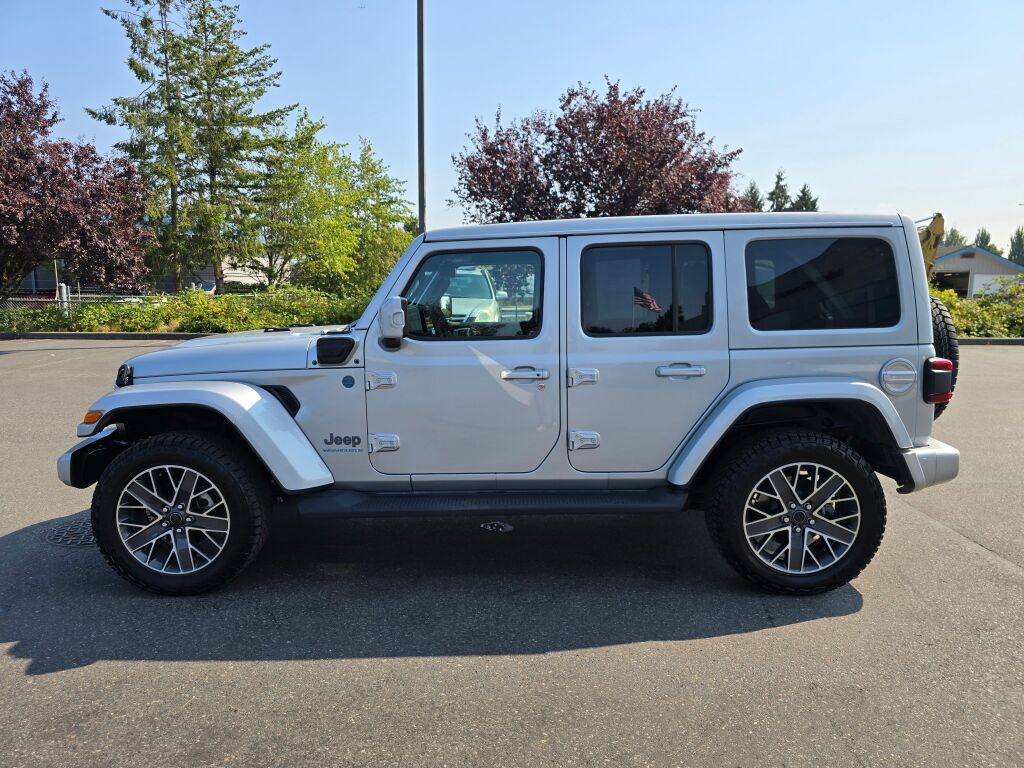 2024 Jeep Wrangler High Altitude 4xe photo 3