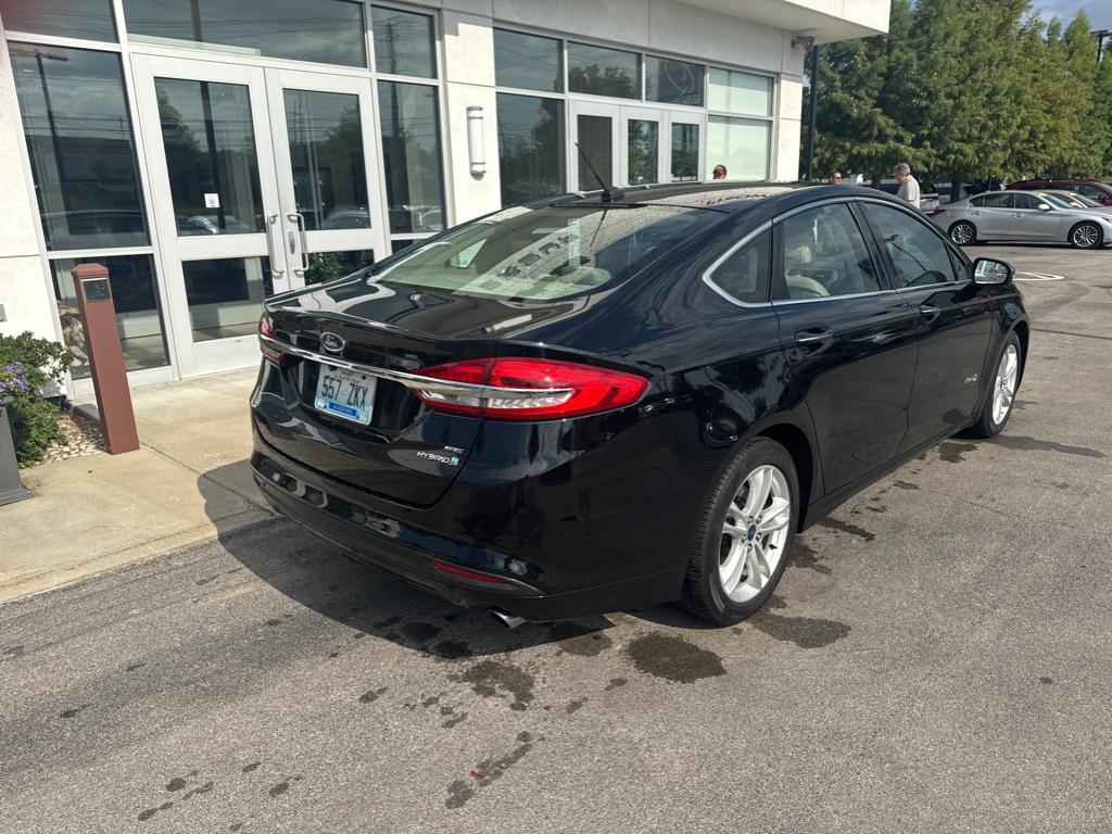 2018 Ford Fusion Hybrid SE photo 3
