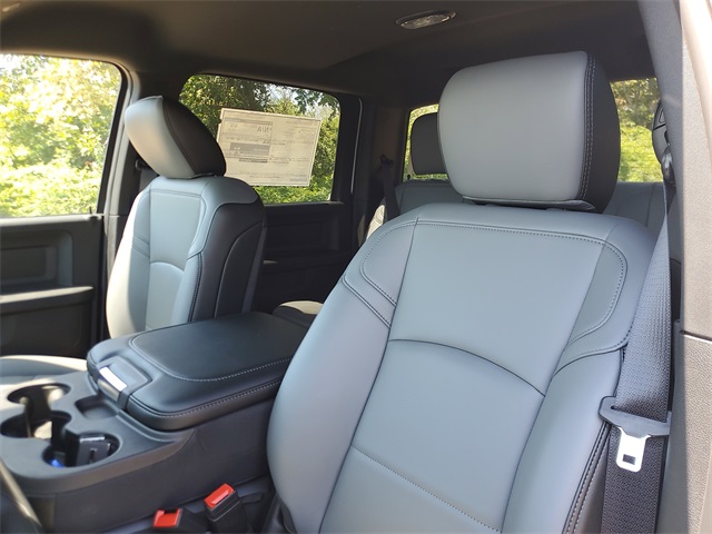2026 Ram 3500 Tradesman photo 14
