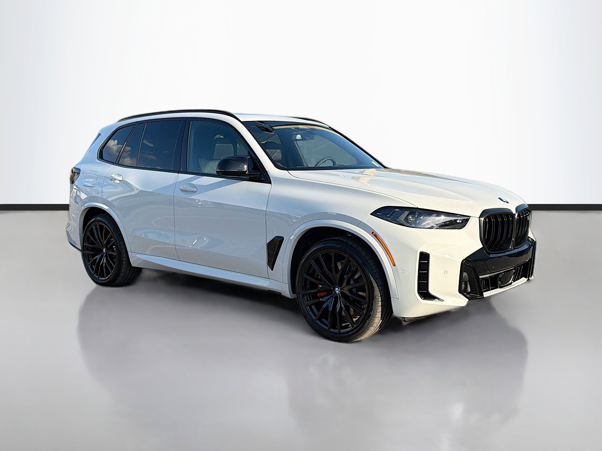 2026 BMW X5 M60i's photo