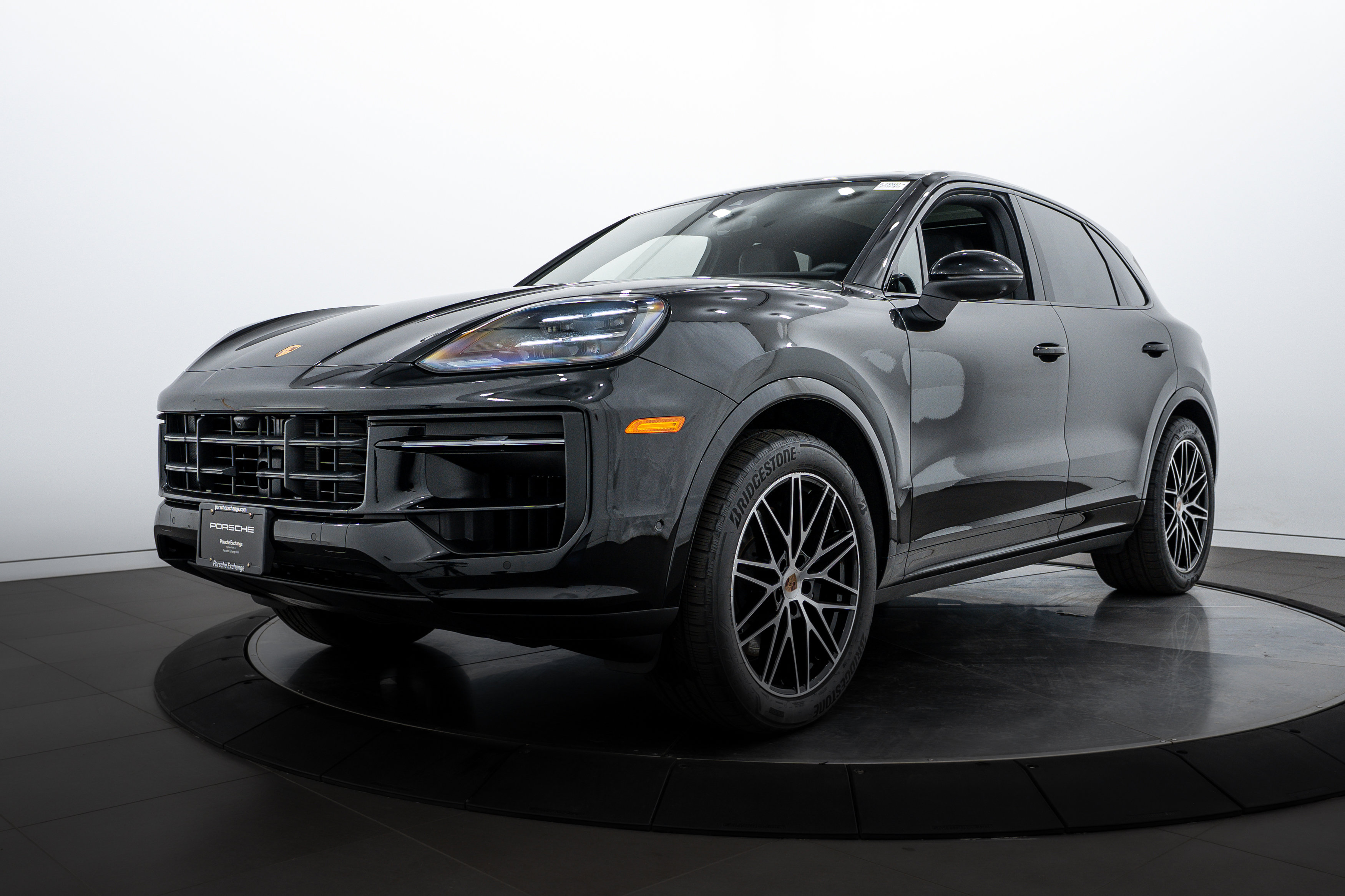 2025 Porsche Cayenne Base