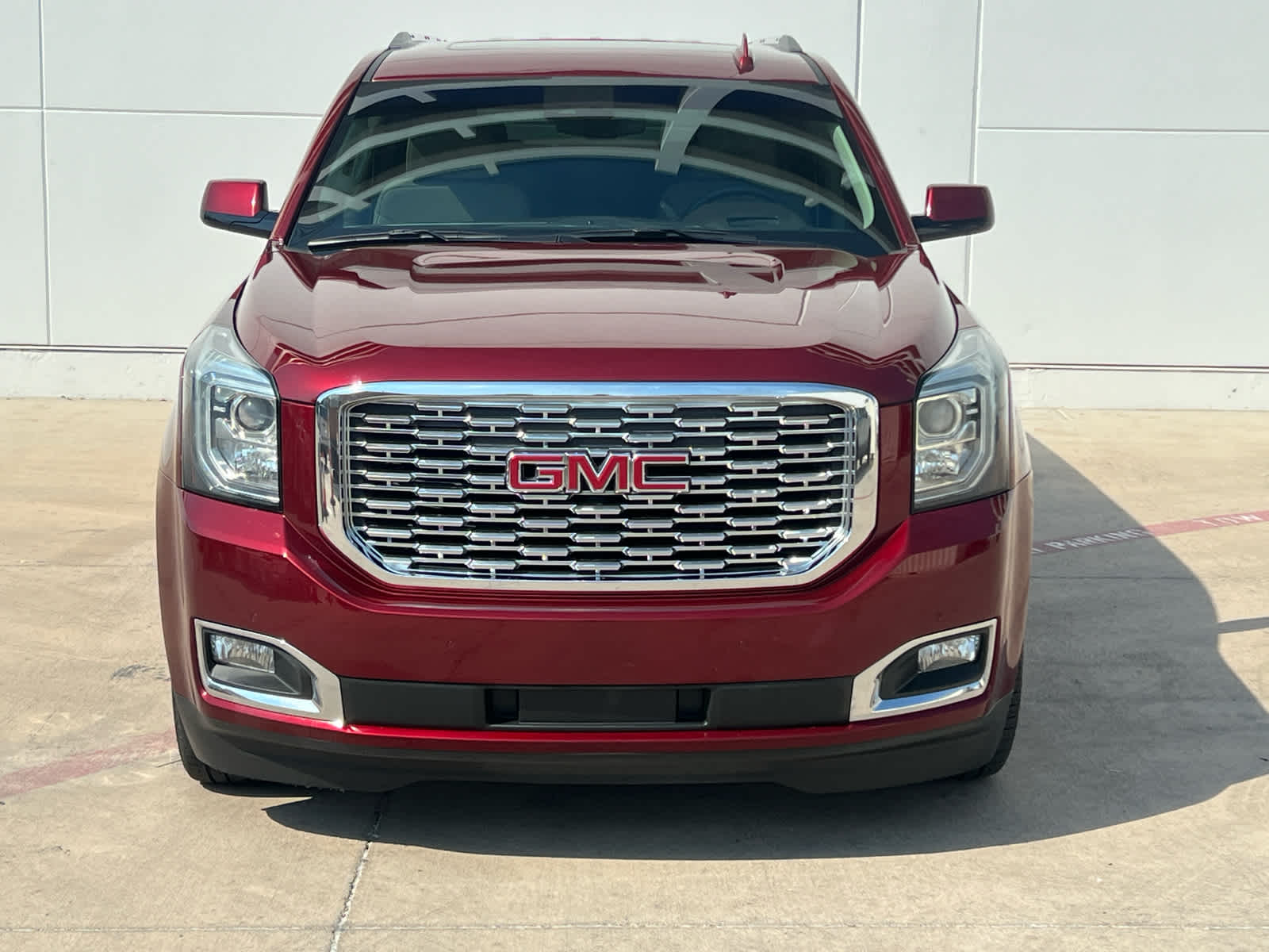 2018 Gmc Yukon XL Denali photo 2