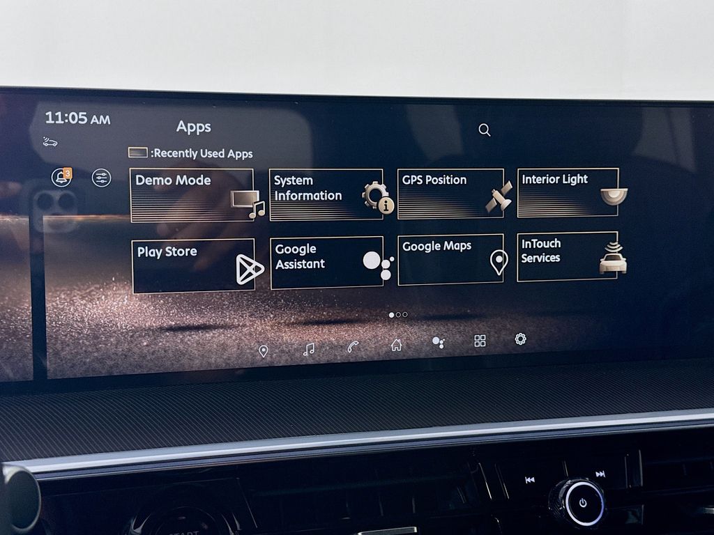 2025 Infiniti QX80 Luxe photo 15