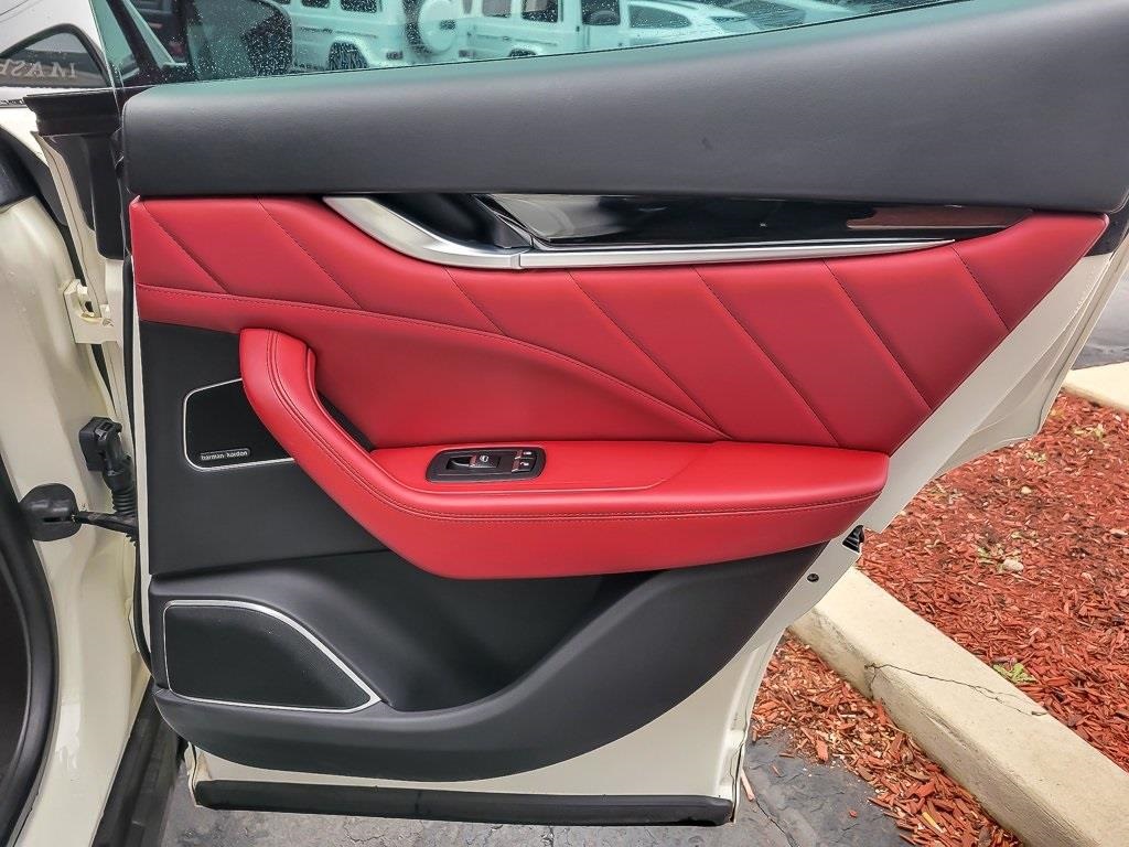 2022 MASERATI LEVANTE - Image 21