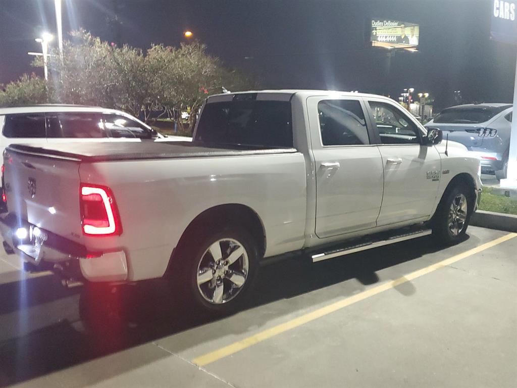 2019 Ram 1500 Classic Big Horn photo 4