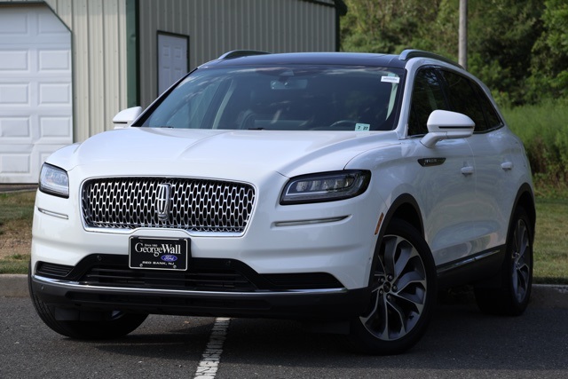 2022 Lincoln Nautilus Reserve's photo