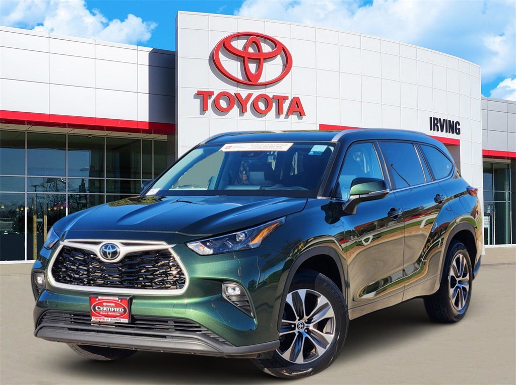 2023 Toyota Highlander XLE's photo