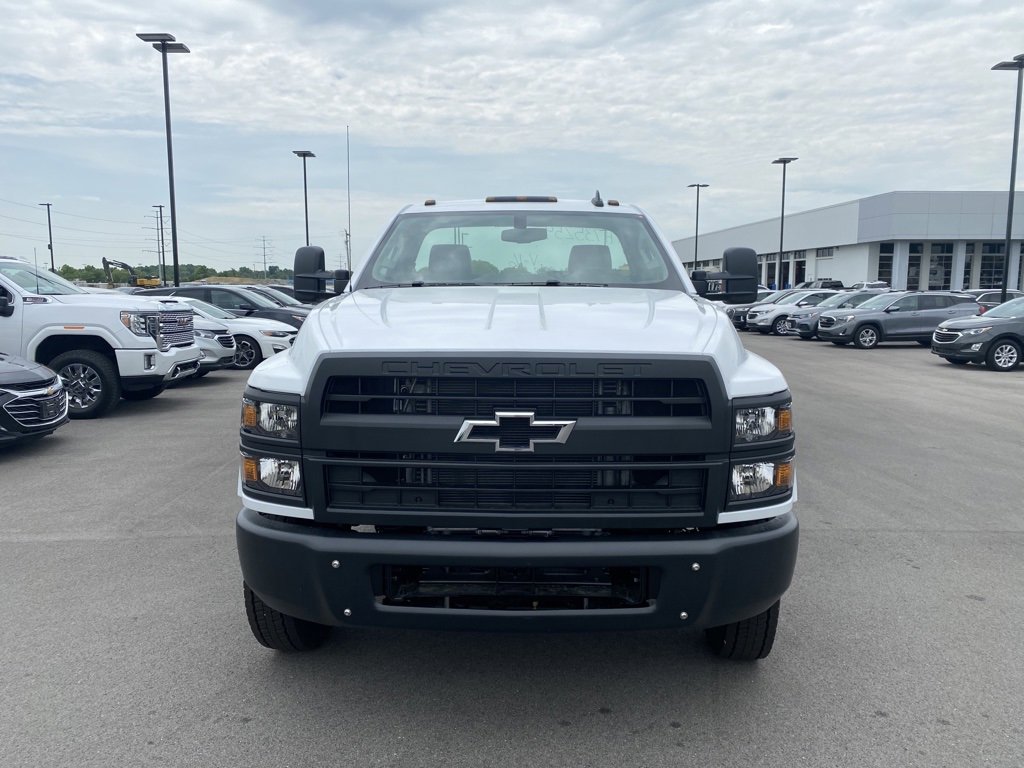 2023 Chevrolet Silverado 6500HD Work Truck photo 12