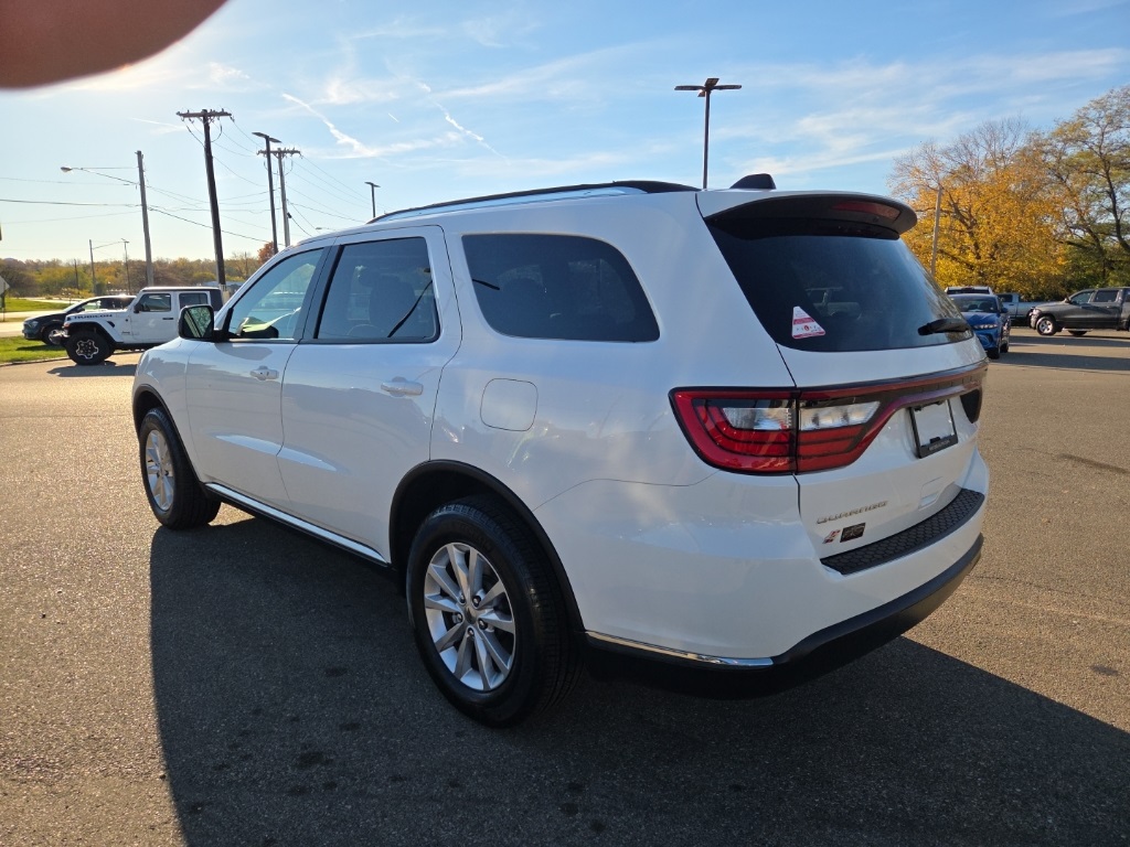 2024 Dodge Durango SXT photo 3