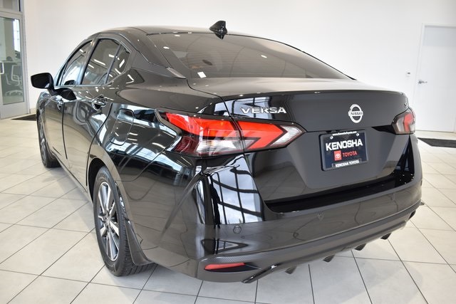 2022 Nissan Versa 1.6 SV photo 6