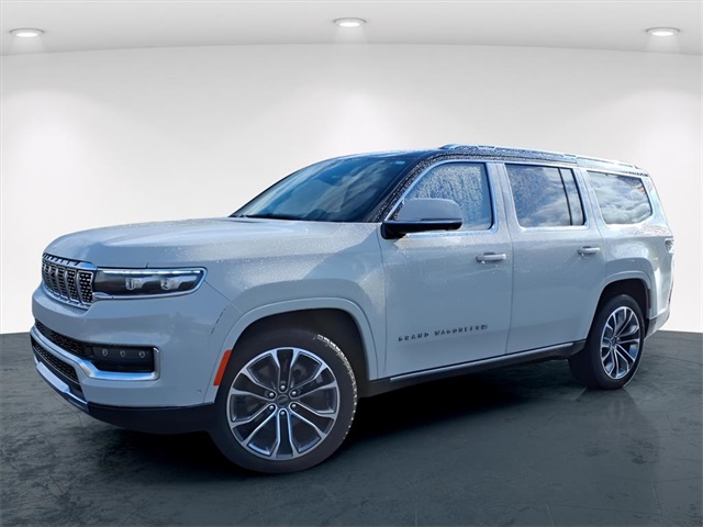 2022 Jeep Grand Wagoneer Series III's photo