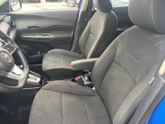 2021 Nissan Kicks S photo 6