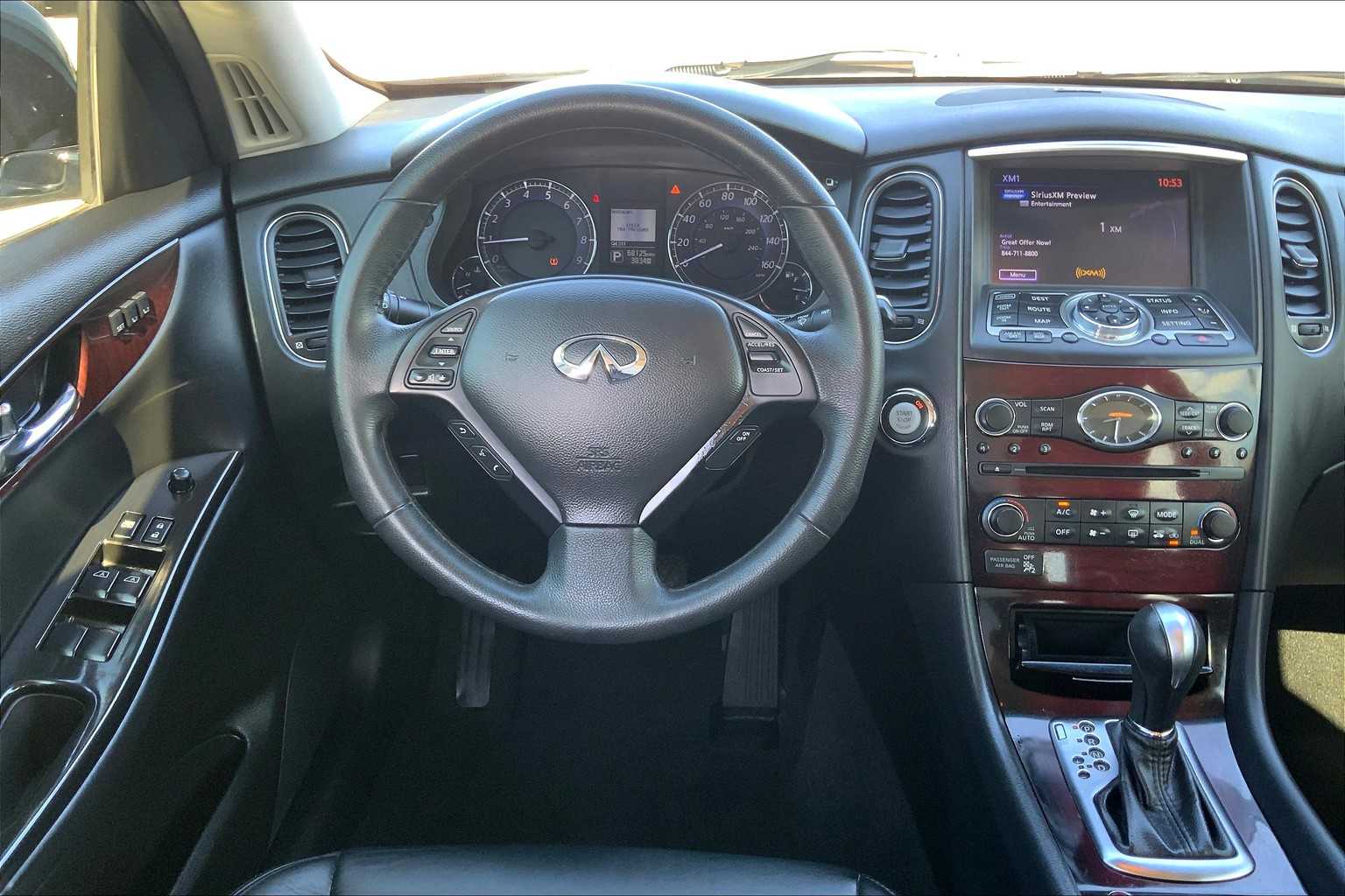 2017 Infiniti QX50 photo 5