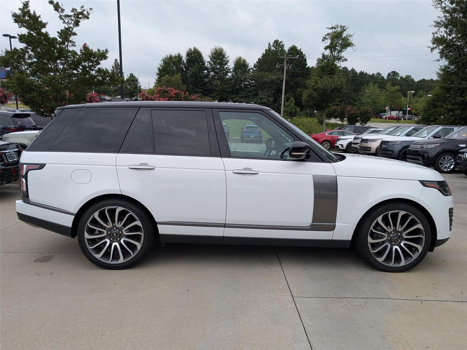 2021 Land Rover Range Rover Autobiography photo 3