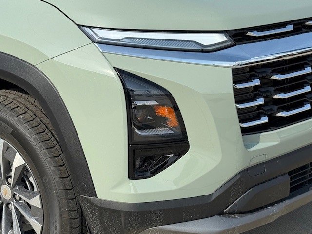 2026 Chevrolet Equinox LT photo 10