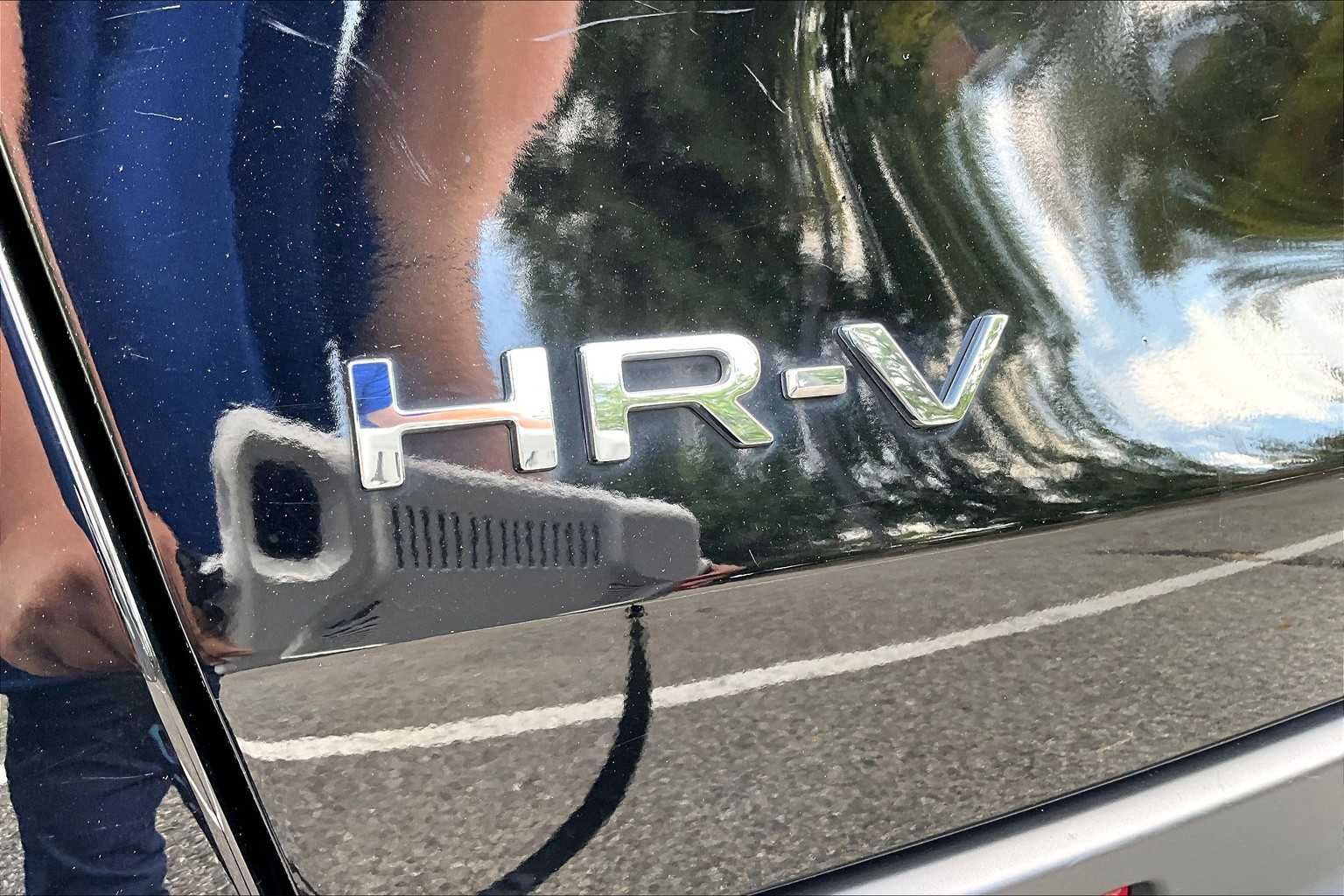 2023 Honda HR-V LX photo 30