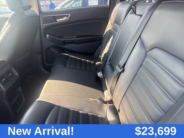 2024 Ford Edge SEL photo 25