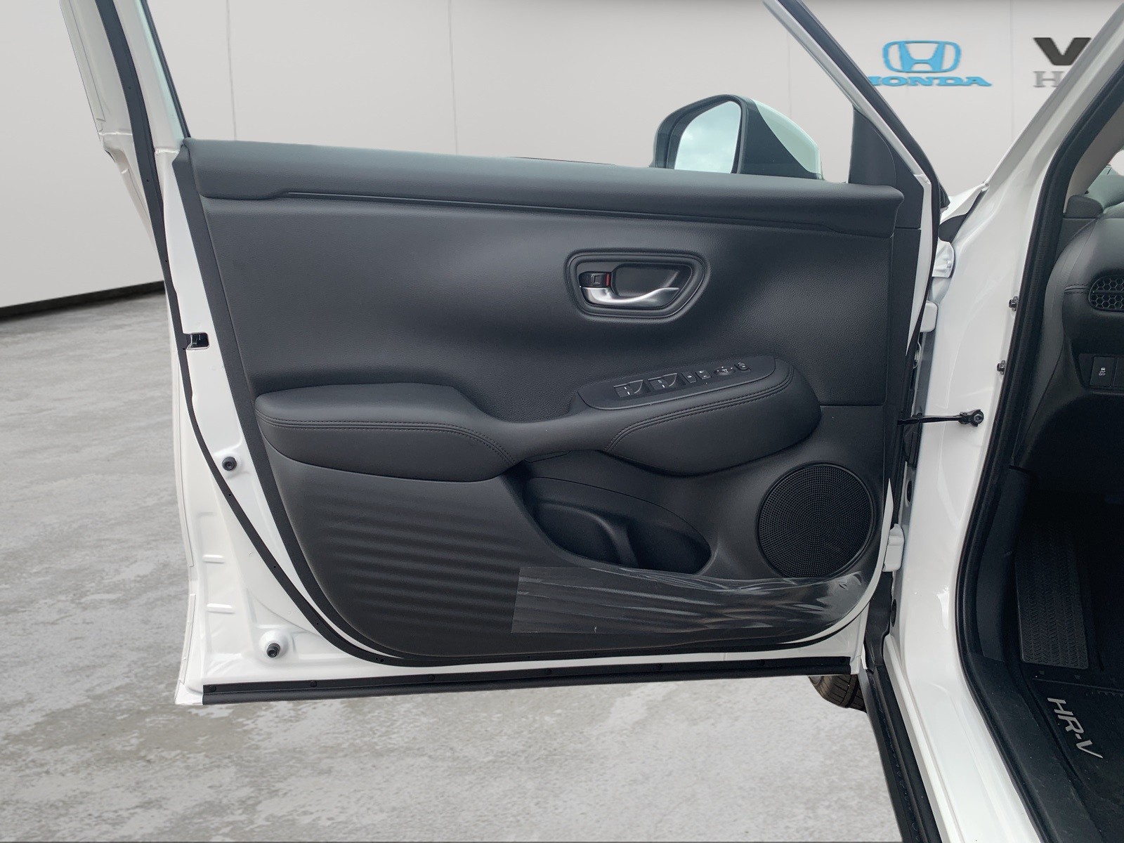 2026 Honda HR-V LX photo 20