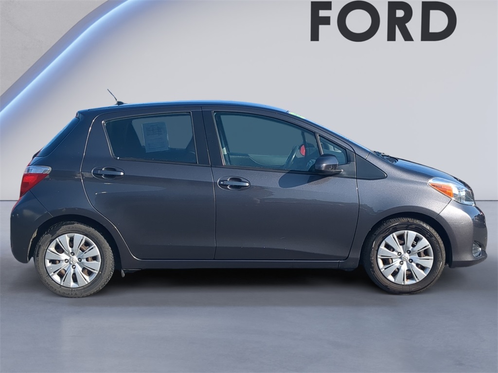 2014 Toyota Yaris L photo 6