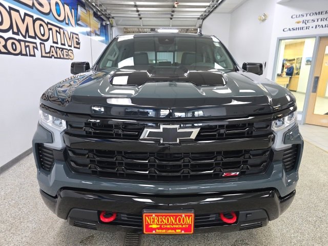 Used 2025 Chevrolet Silverado 1500 LT Trail Boss with VIN 3GCUKFEL1SG143085 for sale in Detroit Lakes, Minnesota