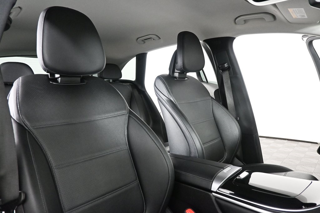 2024 Mercedes Benz GLC 300 4MATIC photo 18
