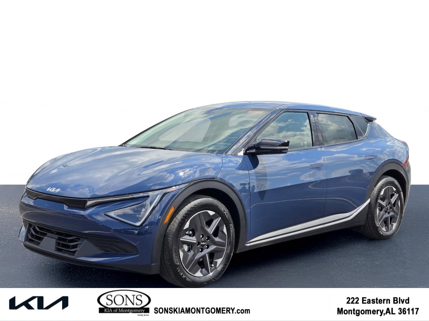 2025 Kia EV6 Light's photo