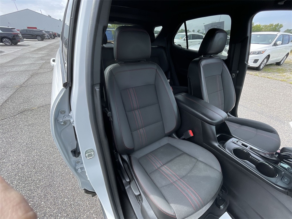 2022 Chevrolet Equinox RS photo 22