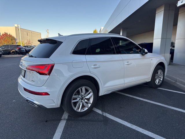 2023 Audi Q5 45 S line Premium photo 3