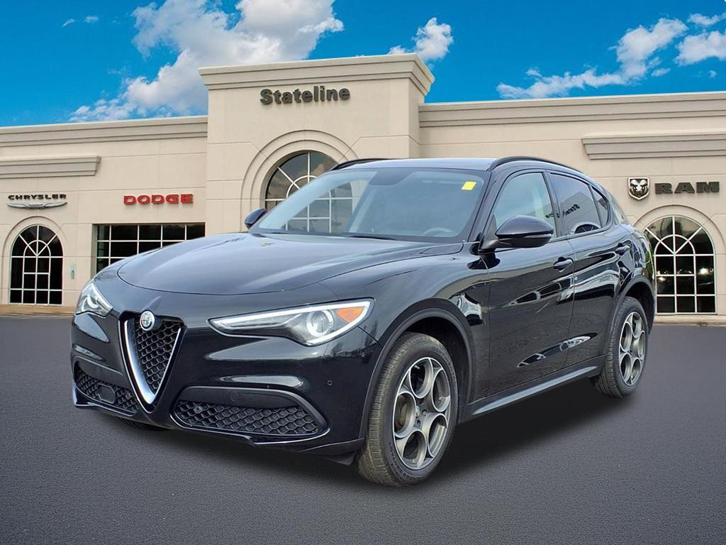 2018 Alfa Romeo Stelvio Sport's photo
