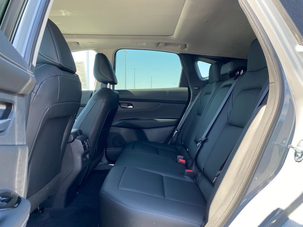 2025 Nissan Murano SL photo 20