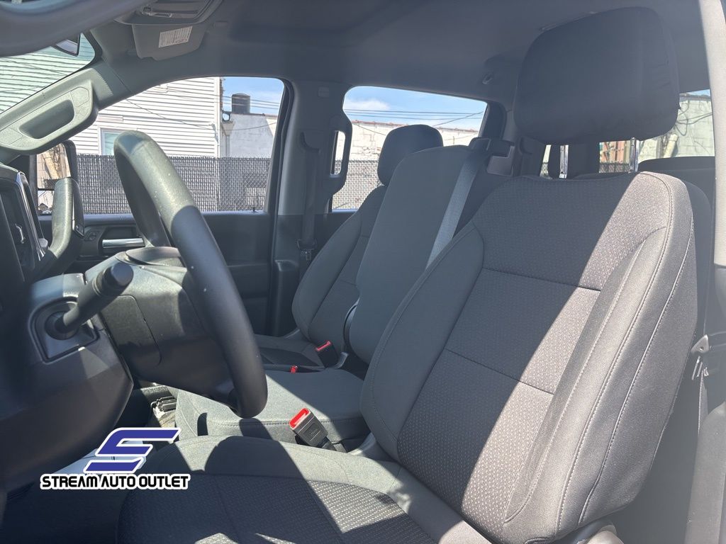 2022 Chevrolet Silverado 2500HD Custom photo 20