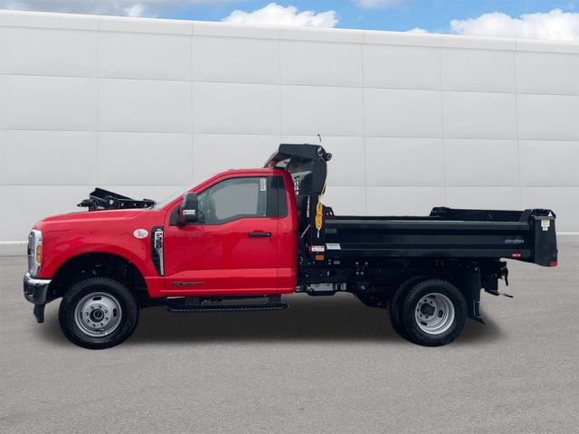2024 Ford F-350 photo 2