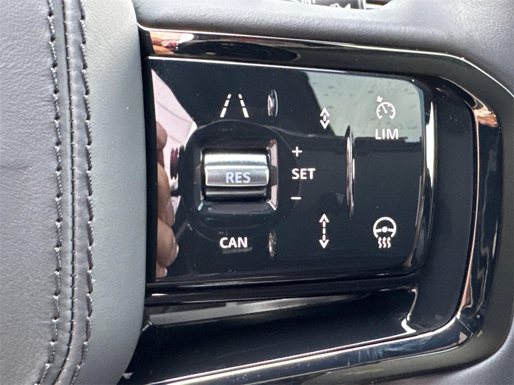 2024 Land Rover Range Rover Velar P400 Dynamic HSE photo 17
