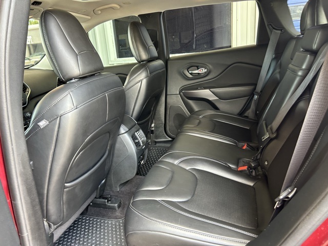 2019 Jeep Cherokee Latitude photo 23
